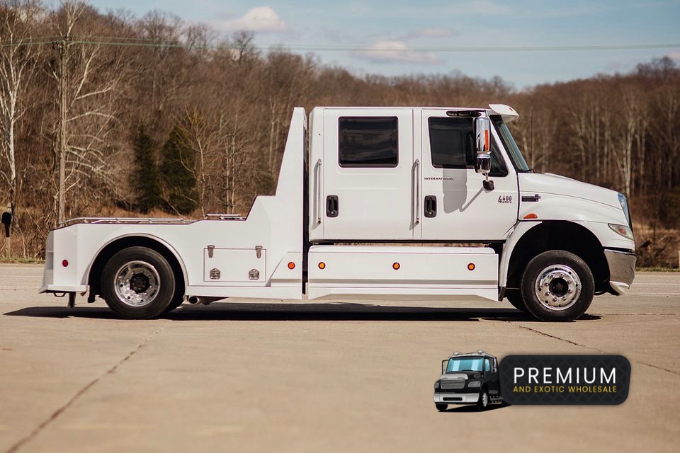 2006 INTERNATIONAL 4400 DT570 WESTERN HAULER