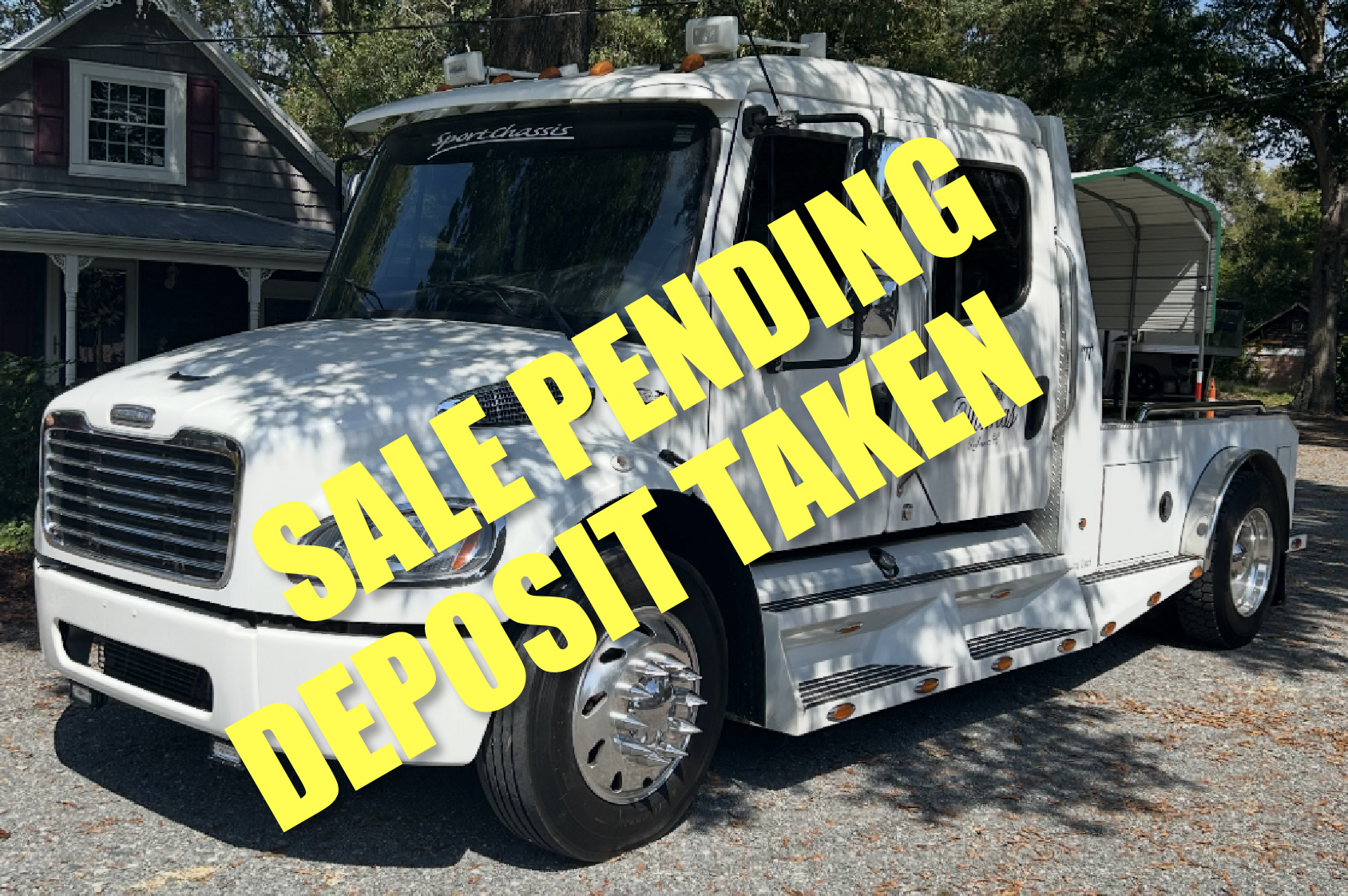 2004 Freightliner M2-106 Cat Sportchassis US25097301