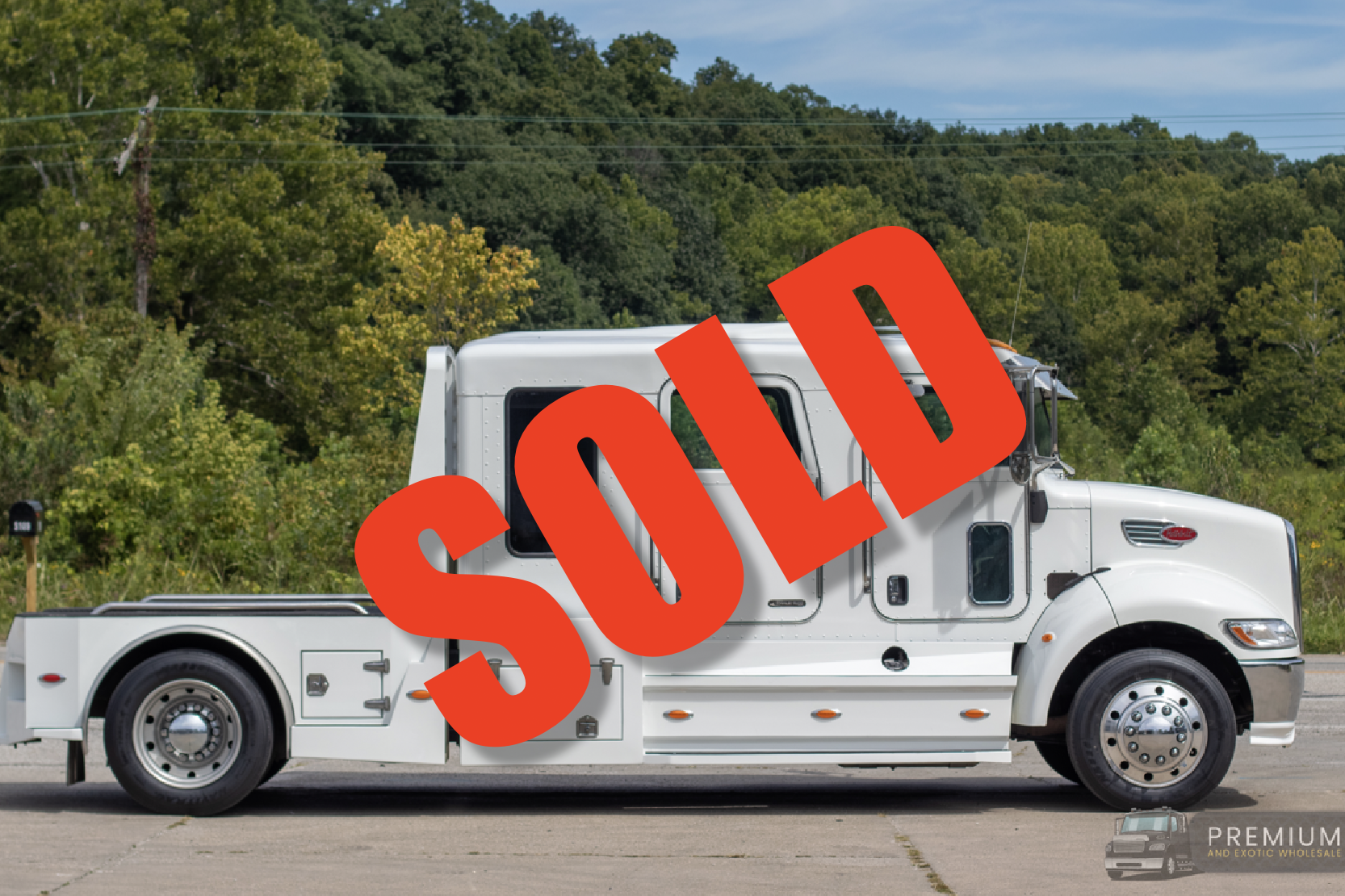 2005 Peterbilt 335 Stretch US25045907