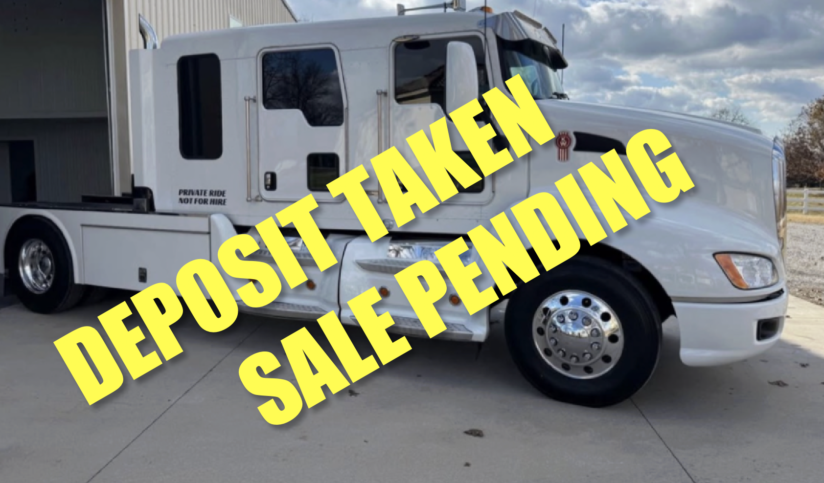 2011 Kenworth T660 Schwalbe Stretch Hauler Cummins UD26029175