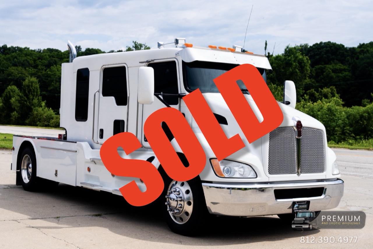 2015 Kenworth Schwalbe Stretch Paccar 380