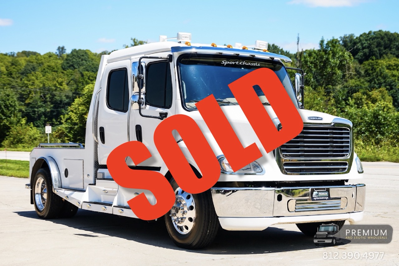2014 Freightliner M2-112 Sportchassis DD13 505HP Detroit 505