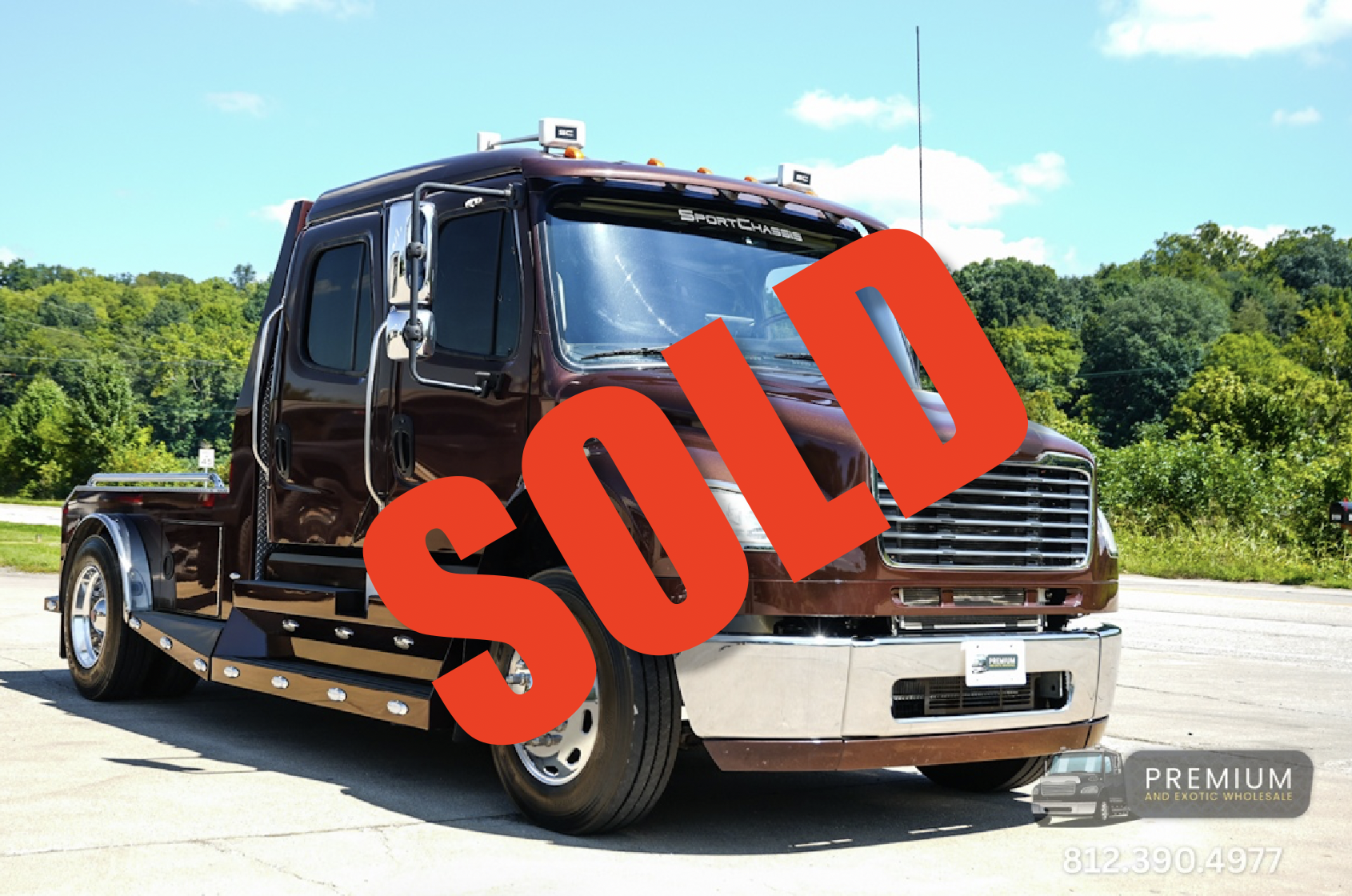 2016 Freightliner M2-106 SportChassis Hauler Cummins 350