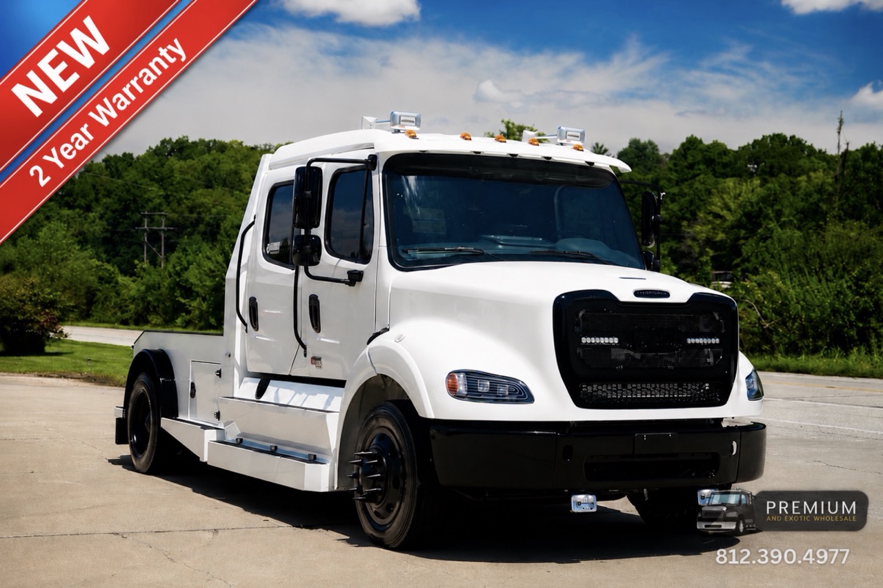 2027 Freightliner M2-112 Laredo Conversion – NEW Detroit 525